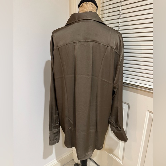 NWT H&M long brown / ear: Mocha Mousse button down long sleeve shirt size Large - Picture 5 of 13